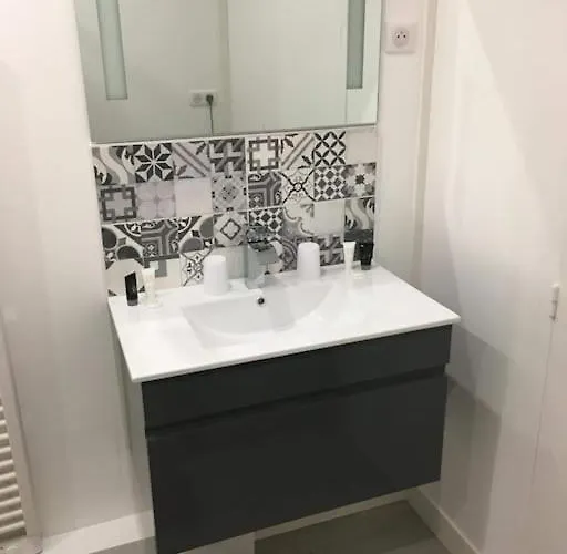 Aux Portes Du Palais Benedictine - Cour Privative